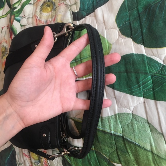 * SOLD * 🖤 Black Coach Purse 🖤 - Picture 10 of 10